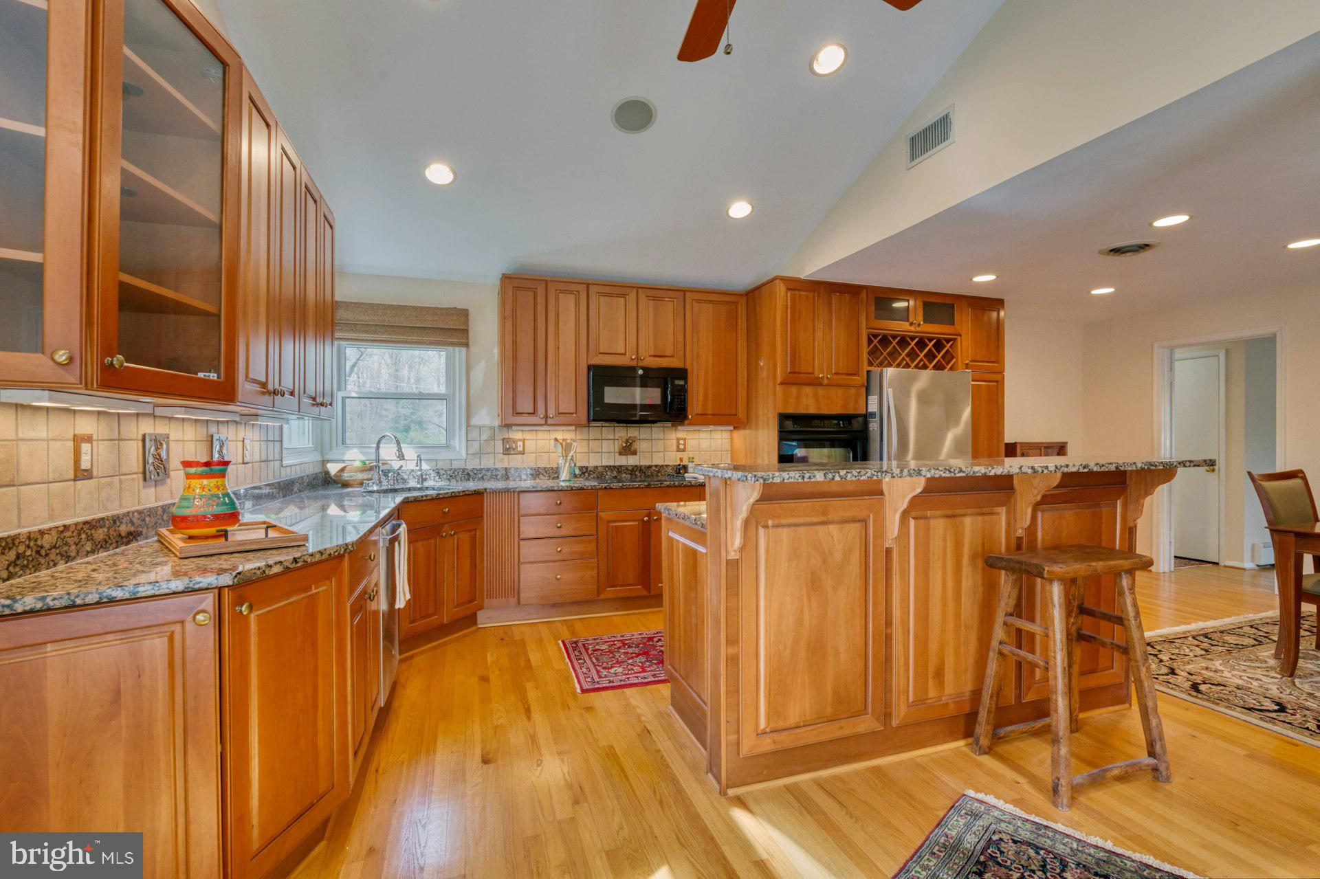 SPRINGWOOD - Residential