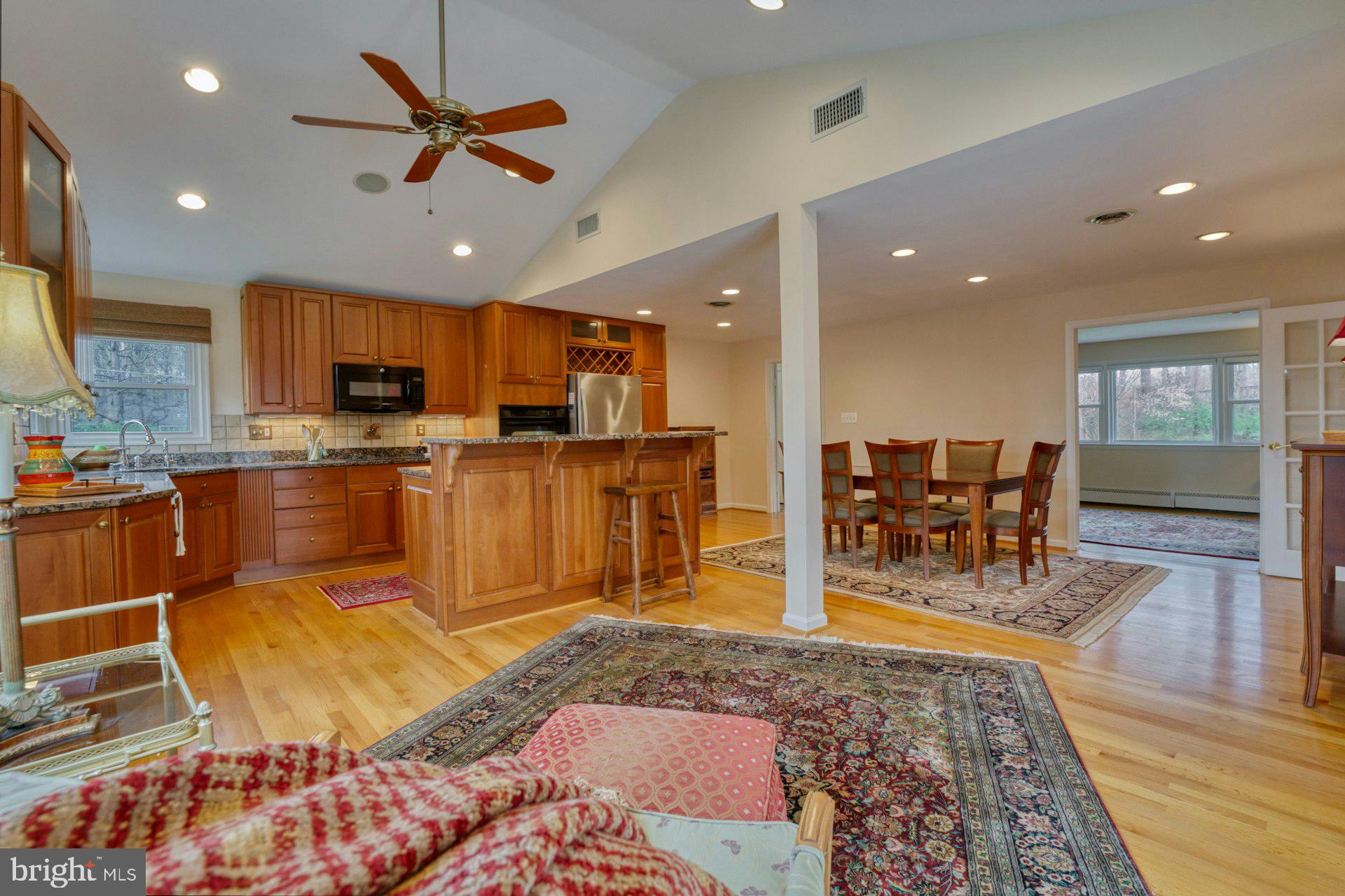 SPRINGWOOD - Residential