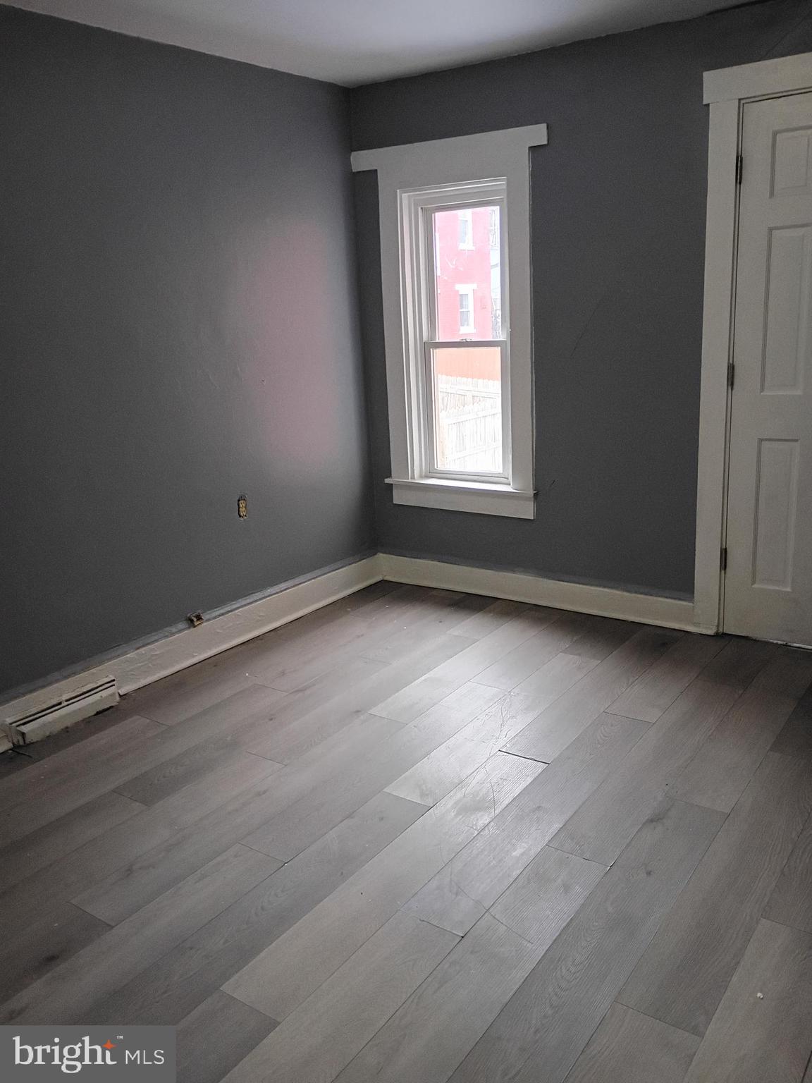 LANCASTER - Residential