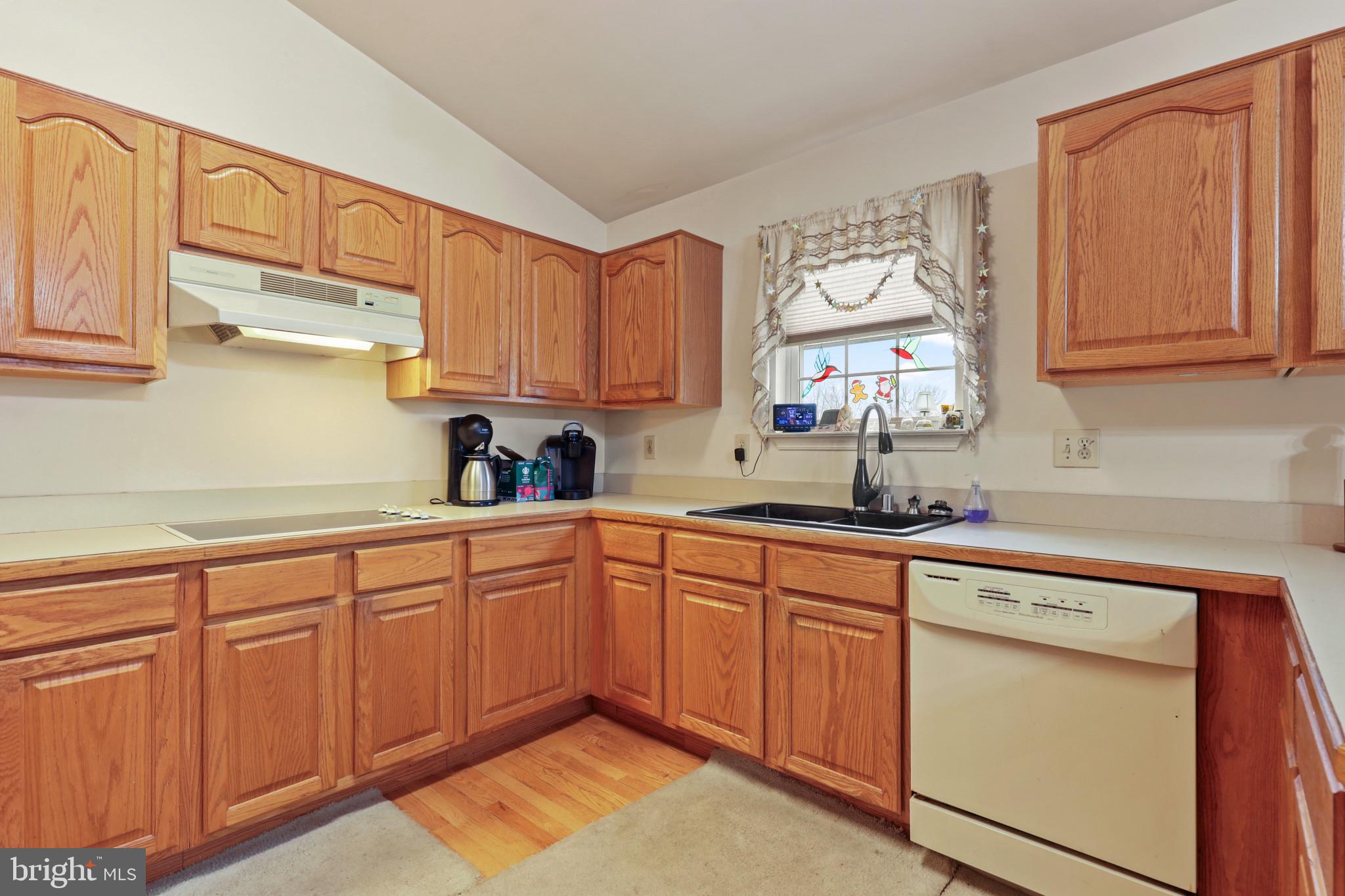 EQUESTRIAN ACRES - Residential