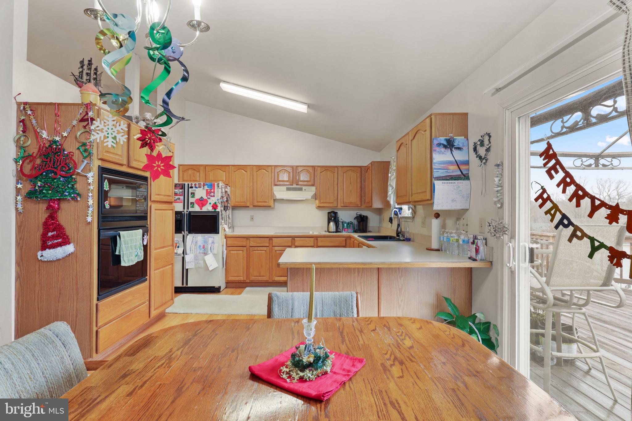 EQUESTRIAN ACRES - Residential