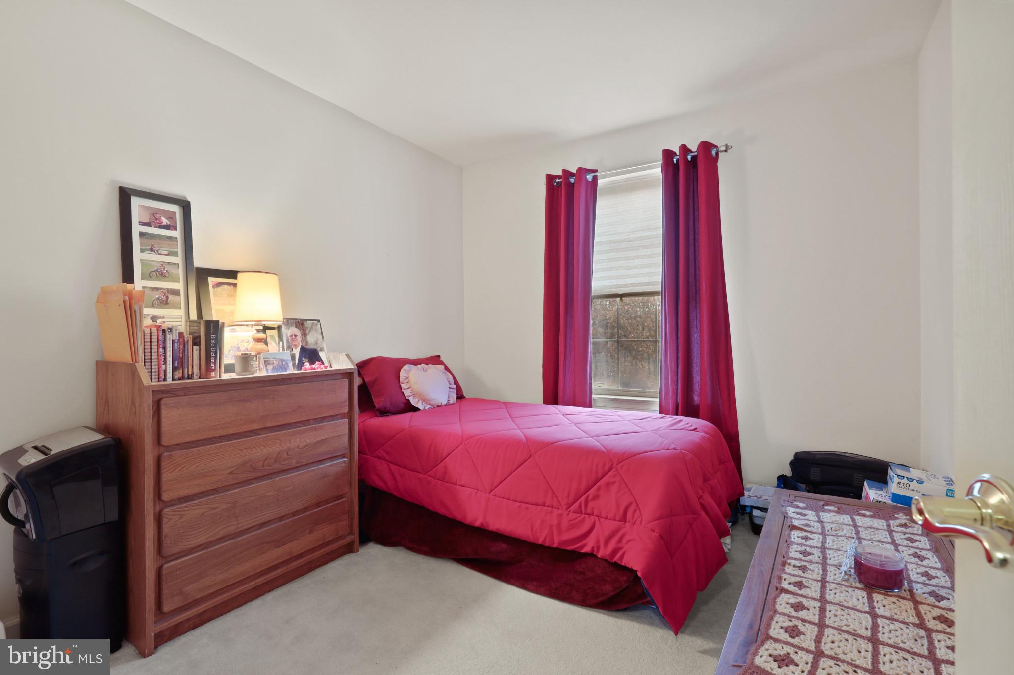 EQUESTRIAN ACRES - Residential