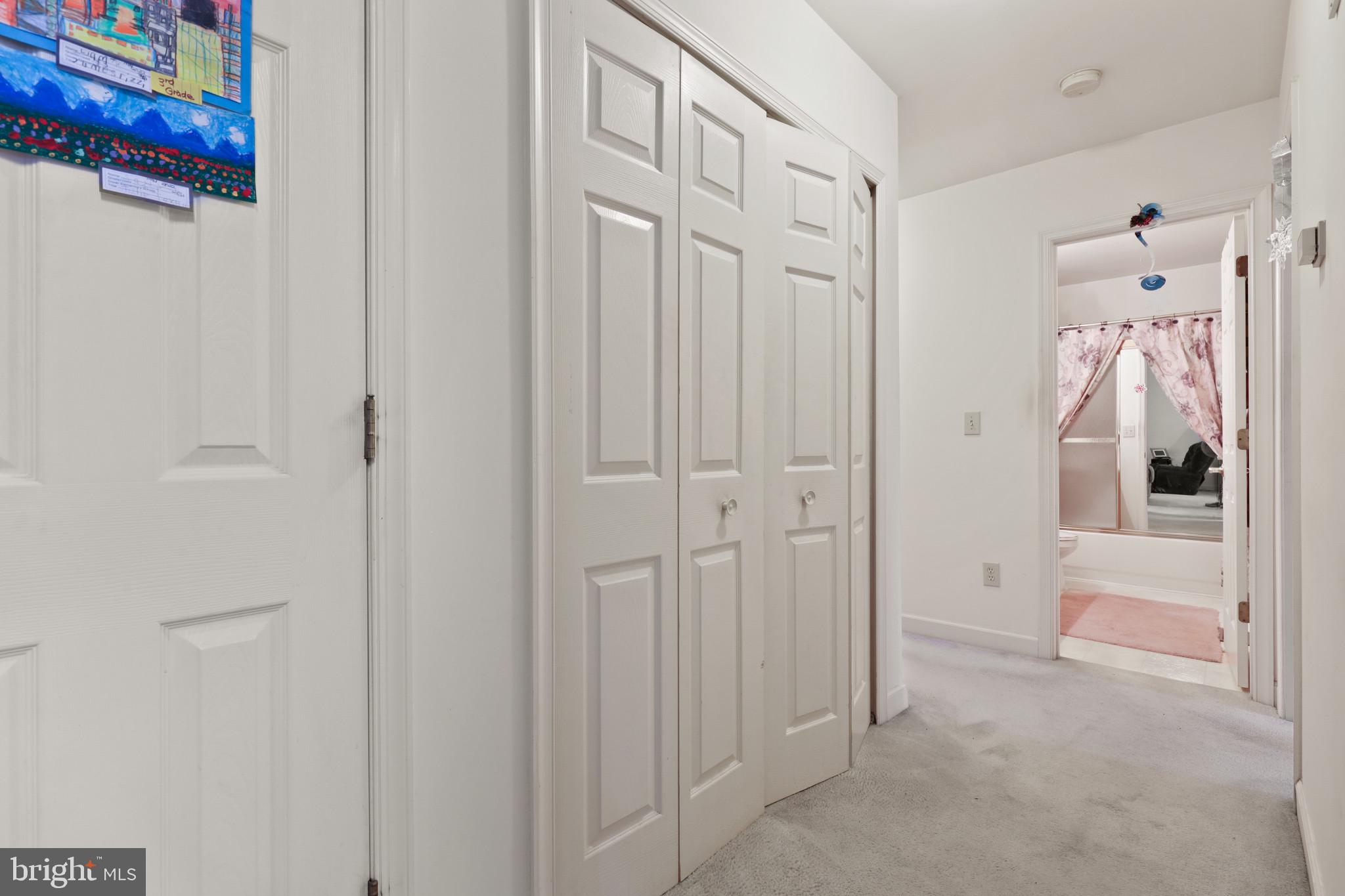 EQUESTRIAN ACRES - Residential