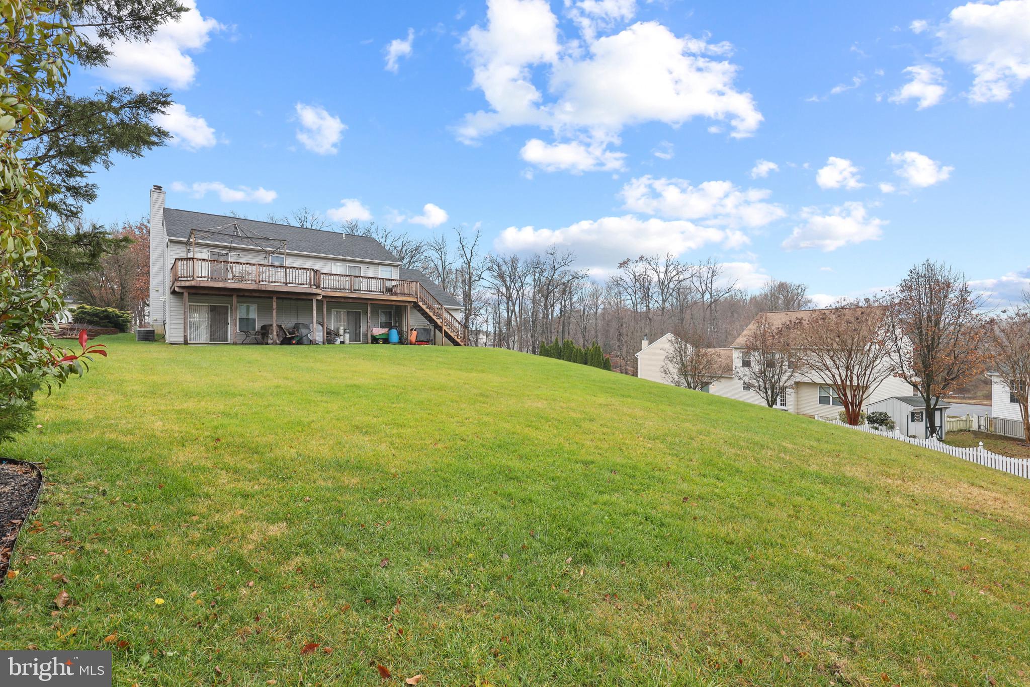 EQUESTRIAN ACRES - Residential