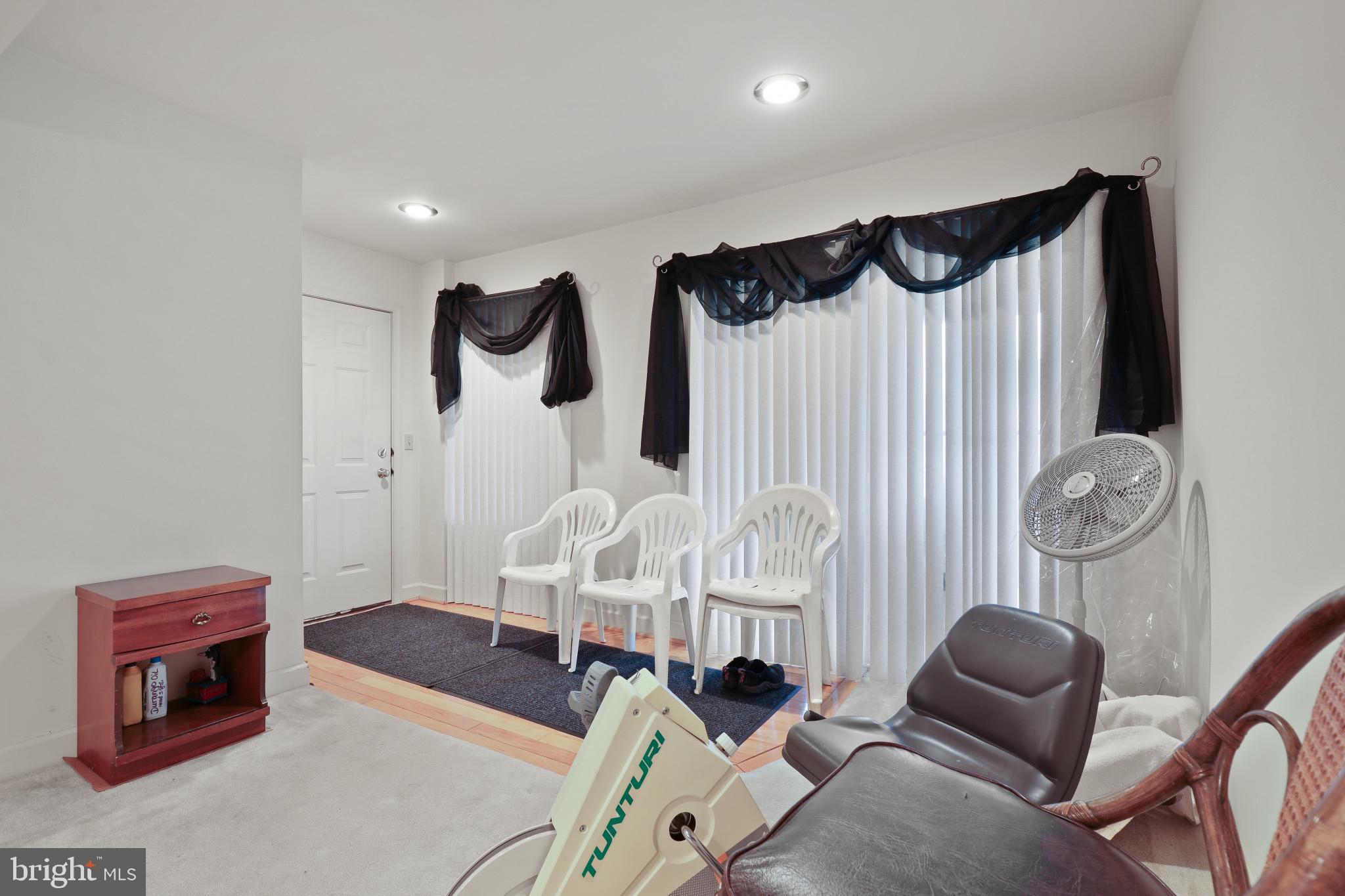 EQUESTRIAN ACRES - Residential