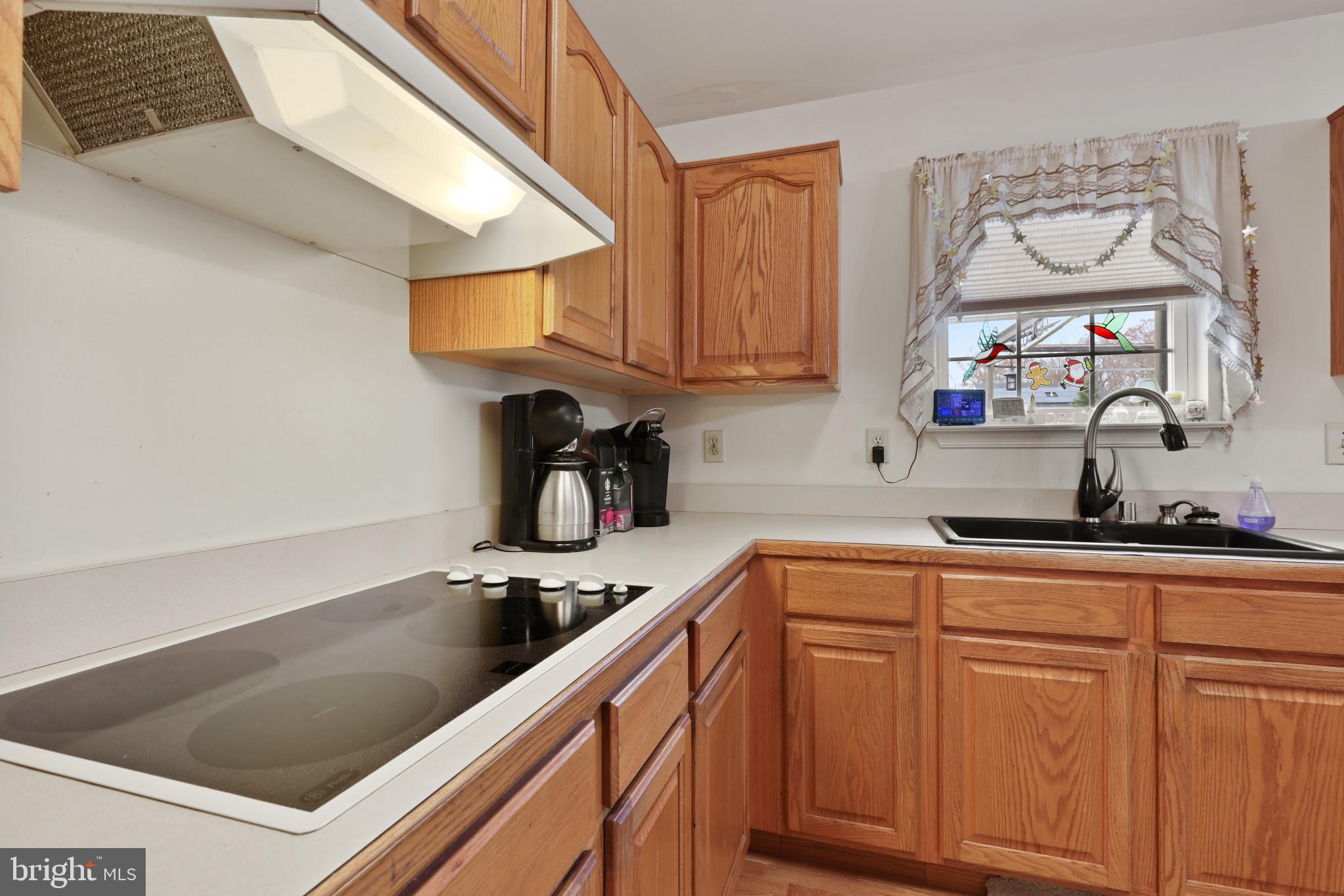 EQUESTRIAN ACRES - Residential