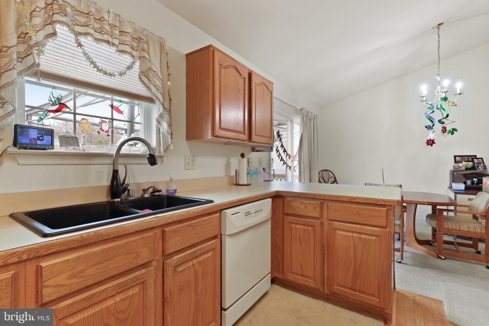 EQUESTRIAN ACRES - Residential