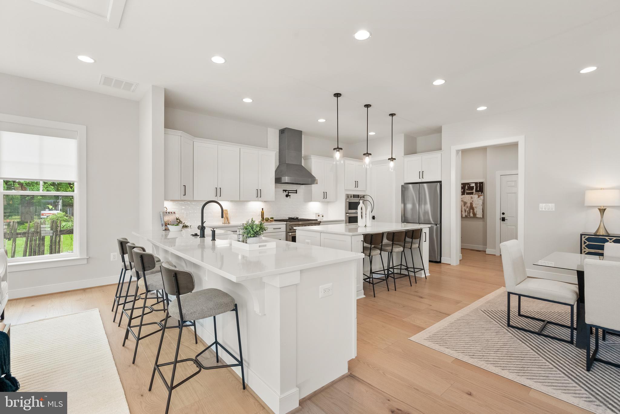 VIENNA WOODS - Residential