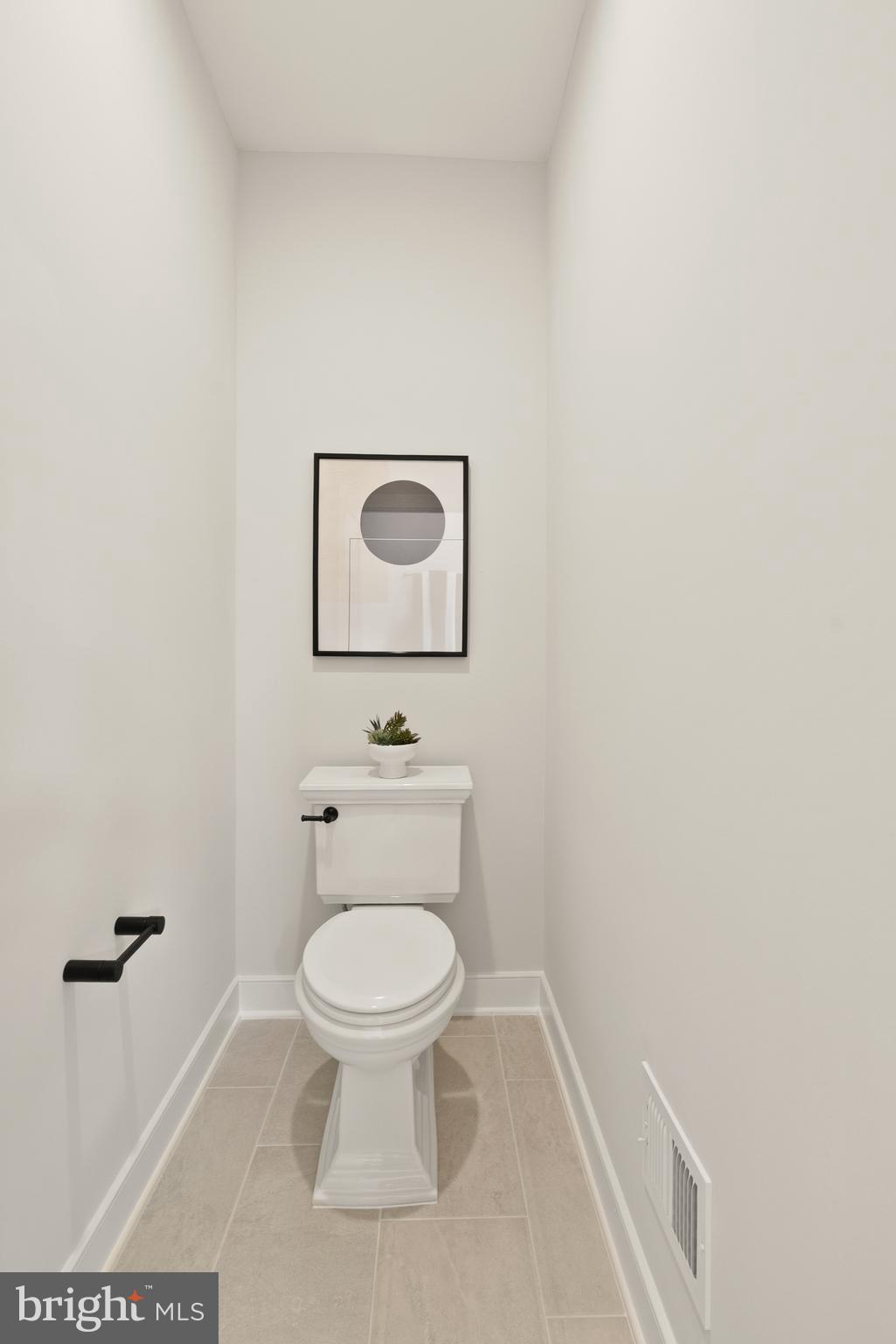 VIENNA WOODS - Residential