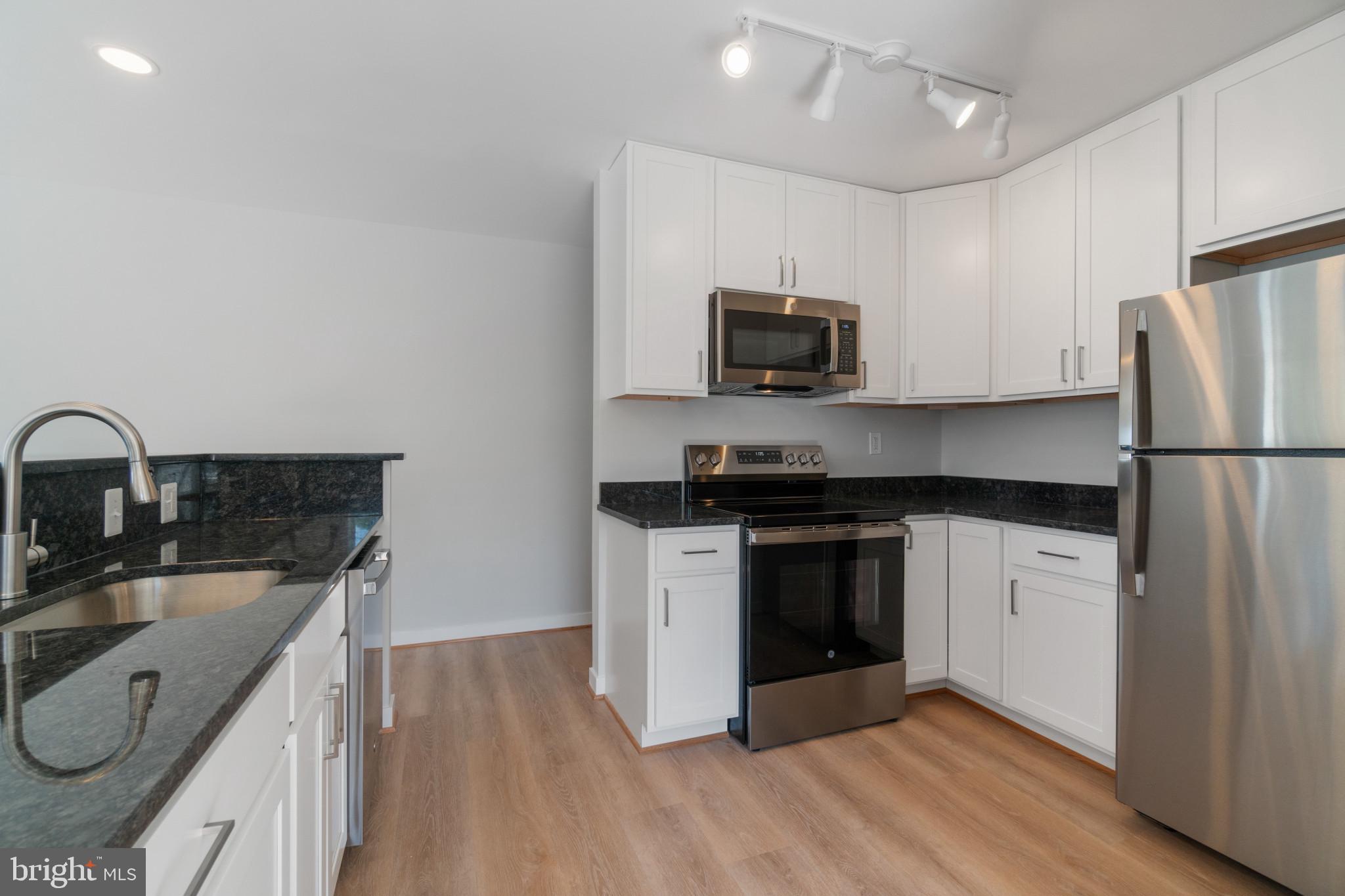 WEST ANNAPOLIS - Residential Lease