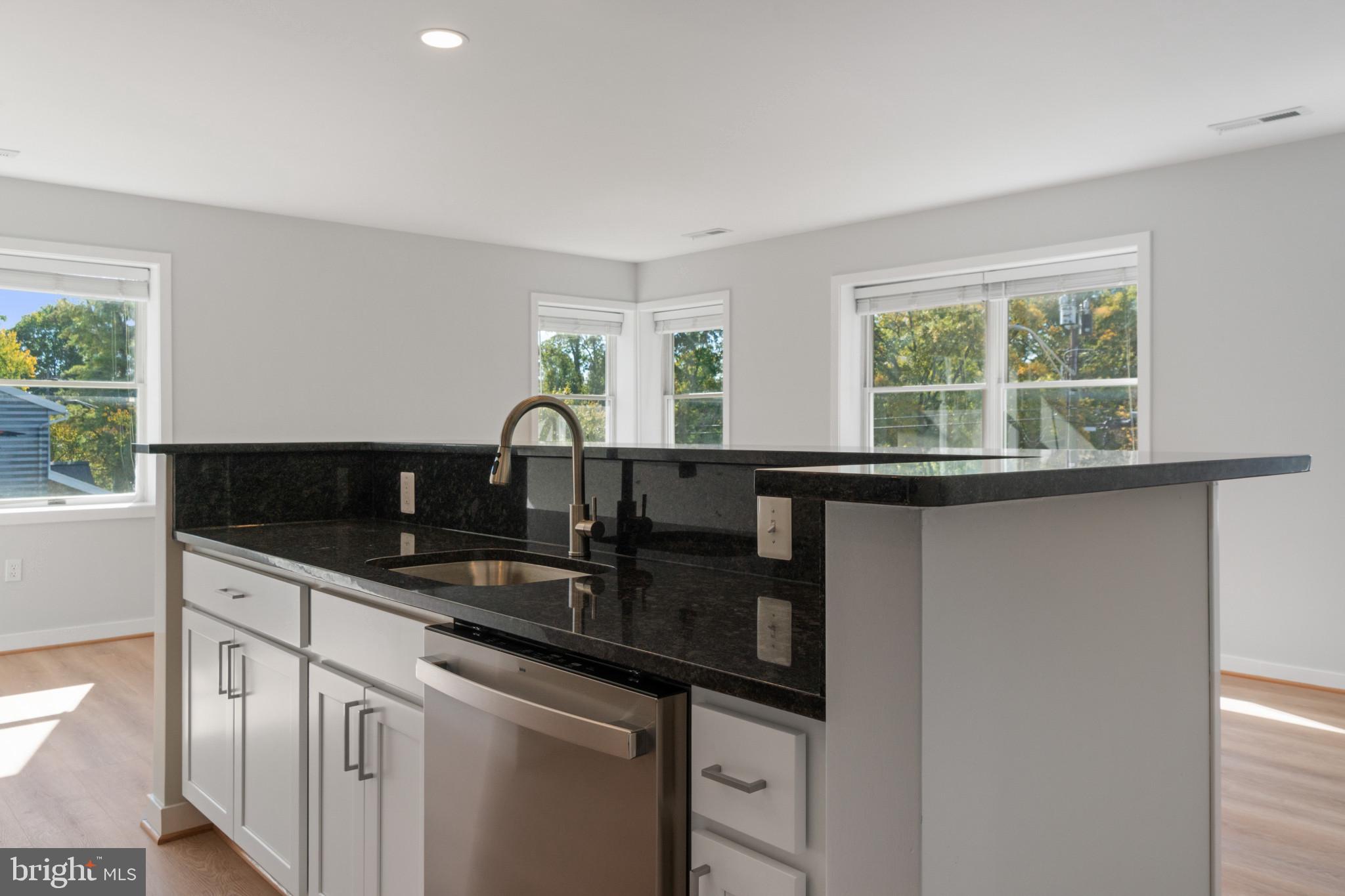 WEST ANNAPOLIS - Residential Lease