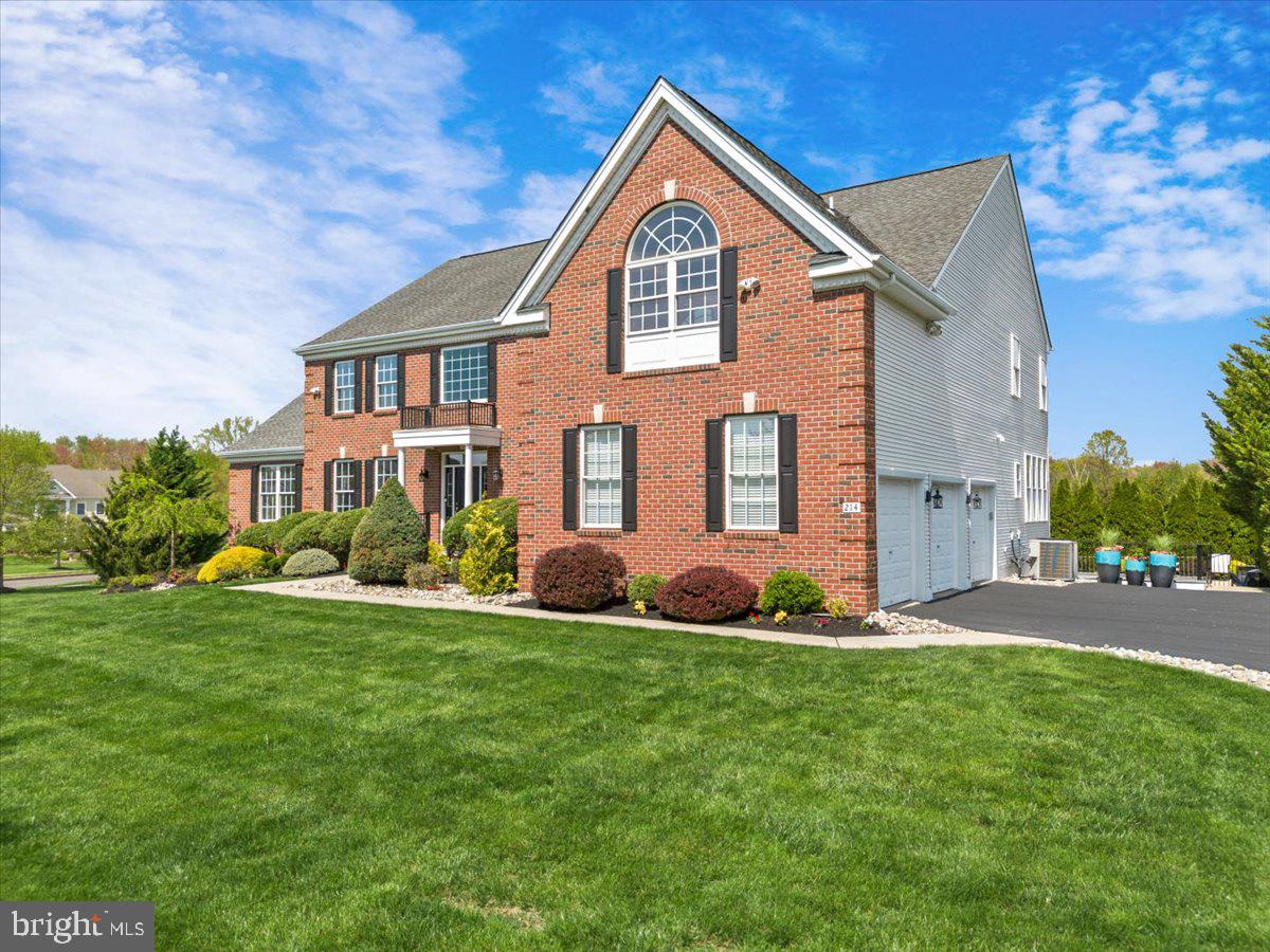 WOODS AT NORTHAMPTON - Residential