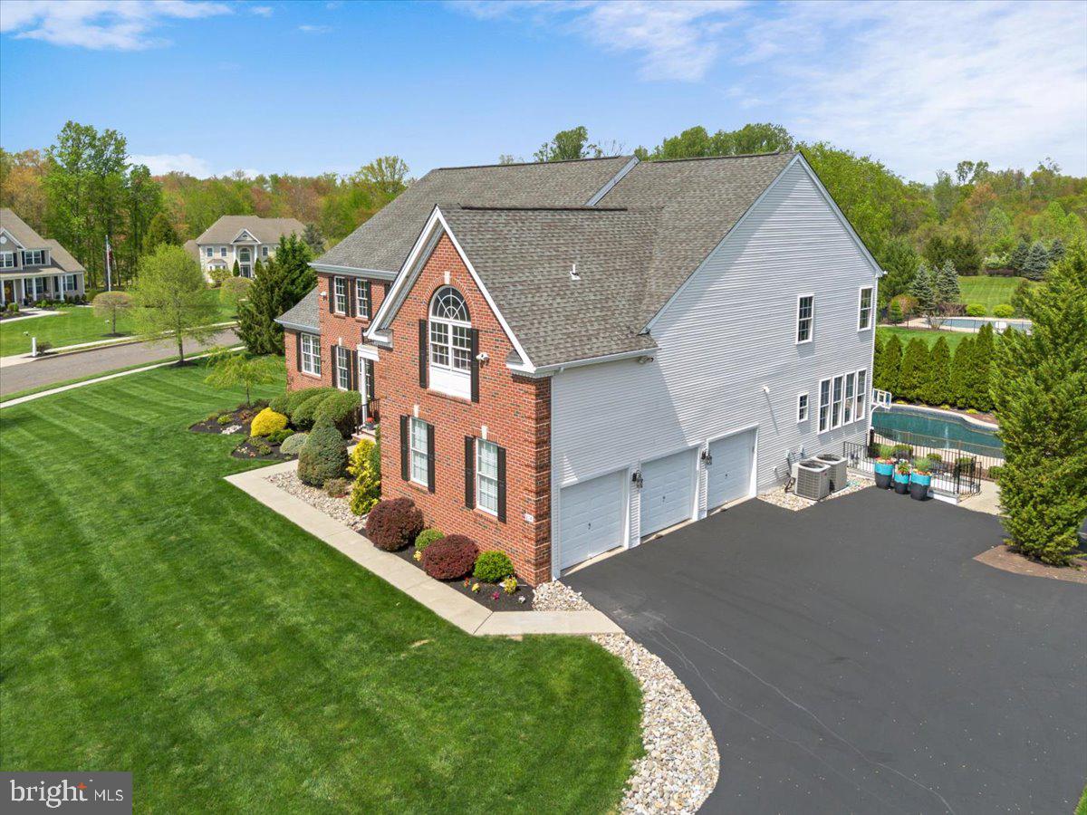 WOODS AT NORTHAMPTON - Residential