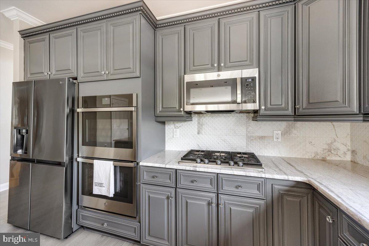 WOODS AT NORTHAMPTON - Residential