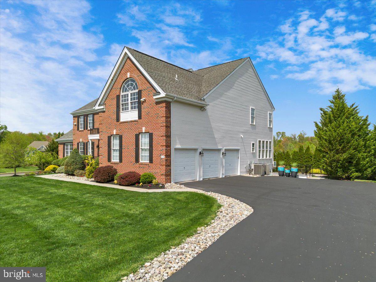 WOODS AT NORTHAMPTON - Residential