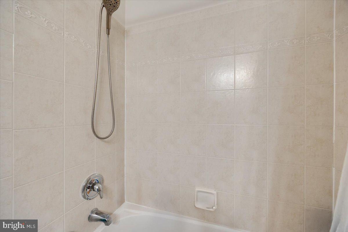 WOODS AT NORTHAMPTON - Residential