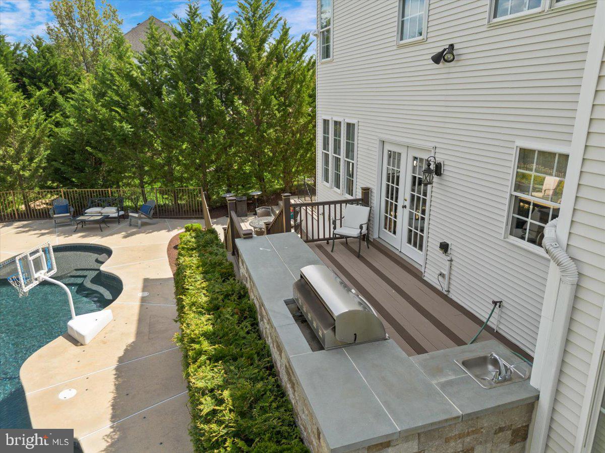 WOODS AT NORTHAMPTON - Residential