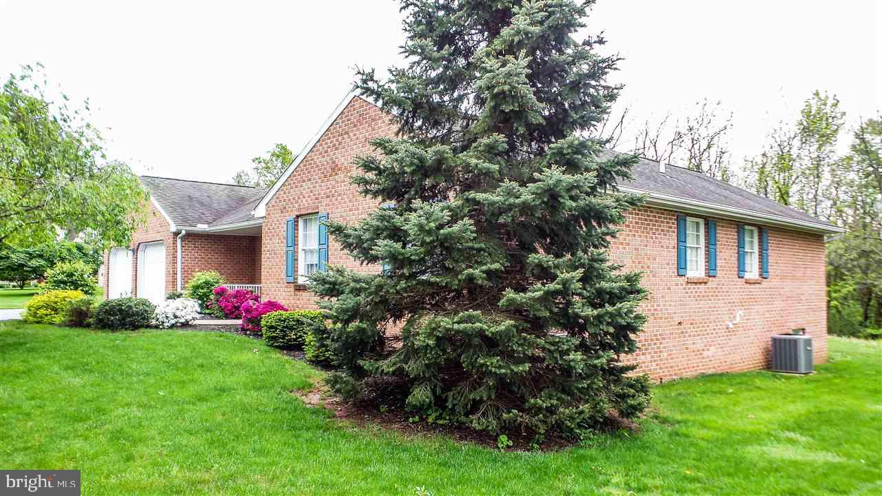 NOAH MEADOWS - Residential