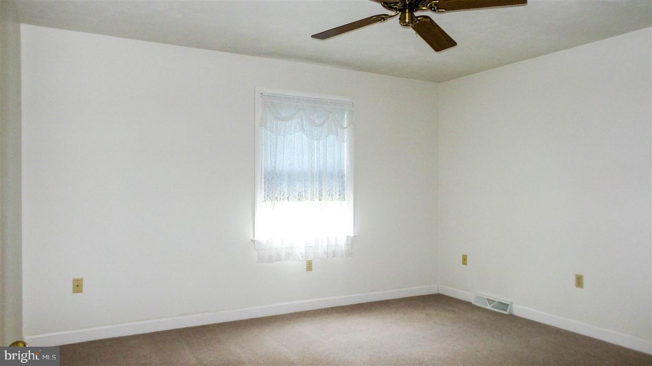 NOAH MEADOWS - Residential