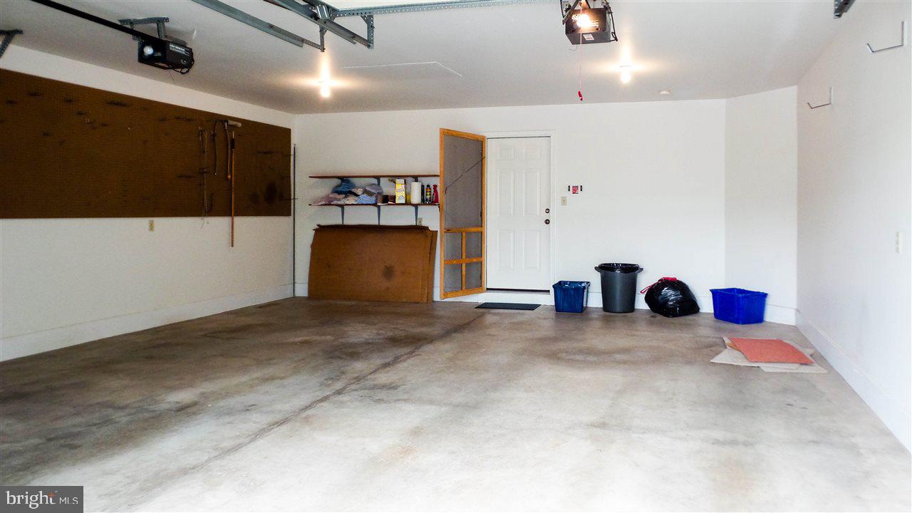 NOAH MEADOWS - Residential