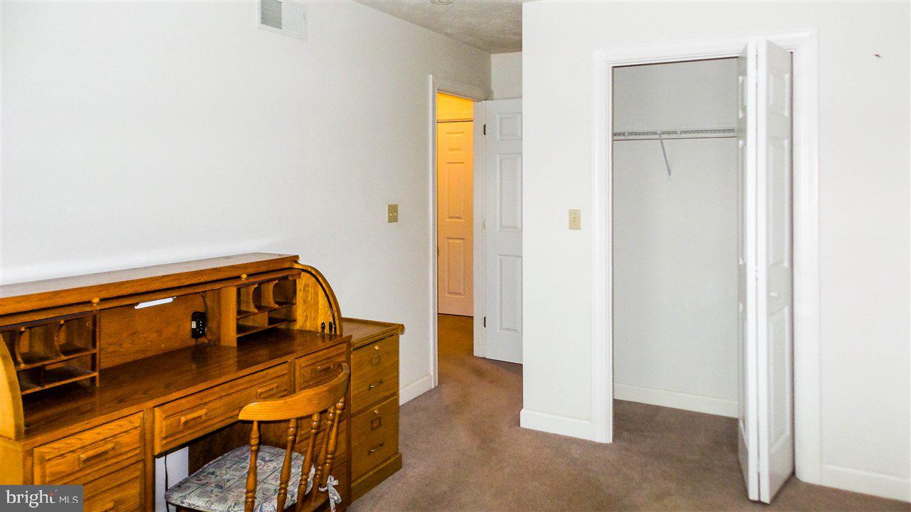 NOAH MEADOWS - Residential