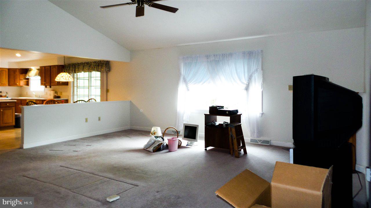 NOAH MEADOWS - Residential