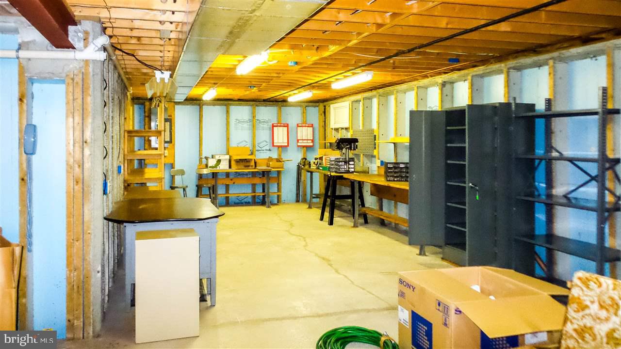 NOAH MEADOWS - Residential