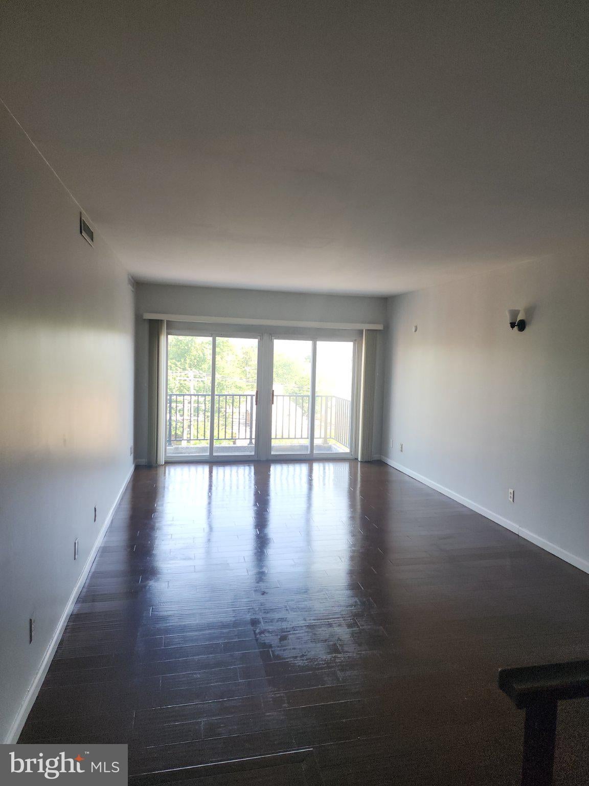 3601 CLARKS LANE 516