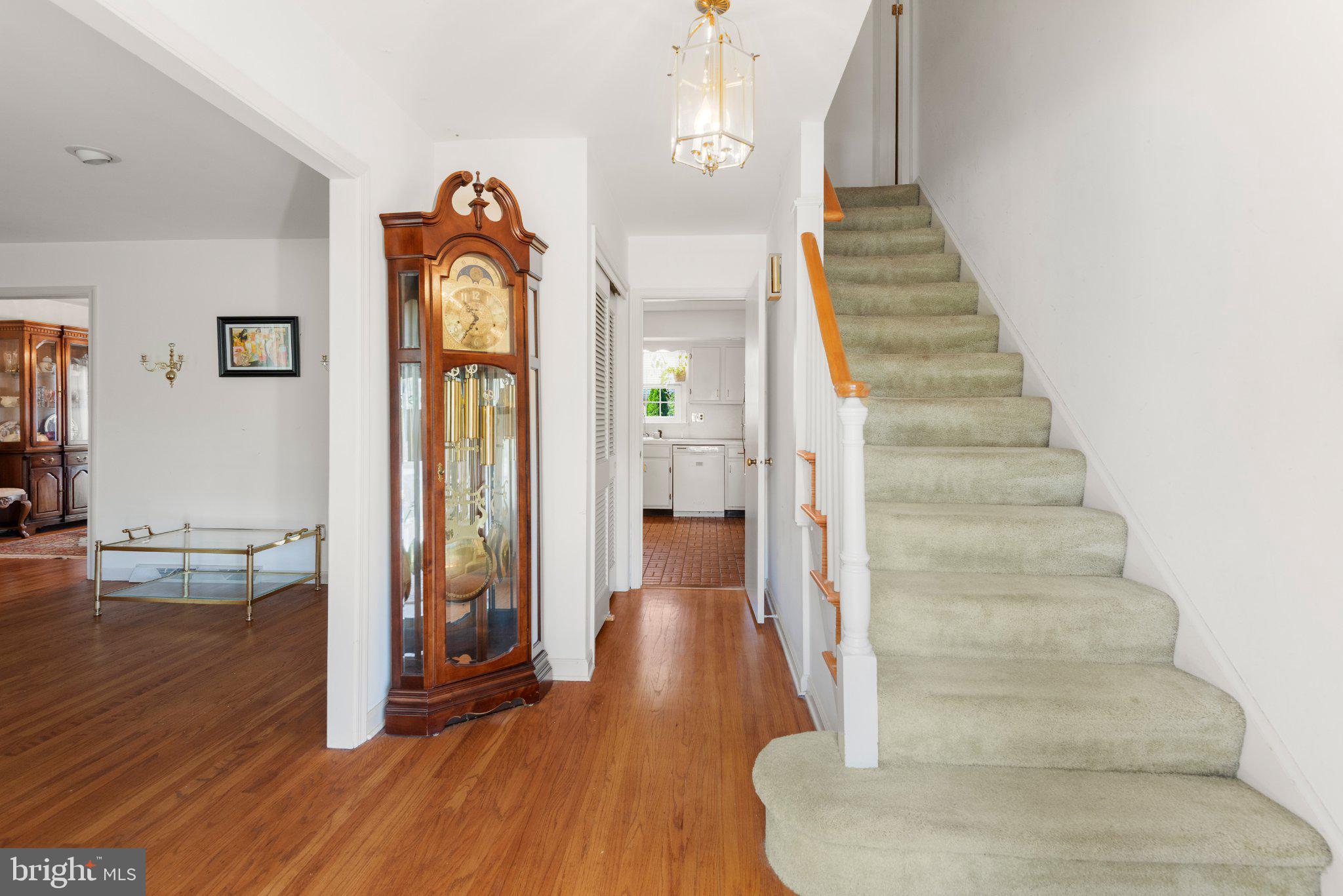5 GRANT LANE