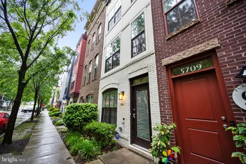 5711 45th Avenue, Hyattsville, MD MLS: MDPG2152664