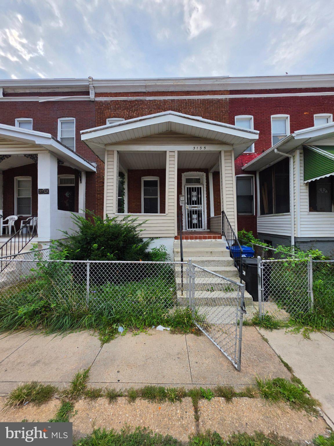 3135 OAKFORD AVENUE
