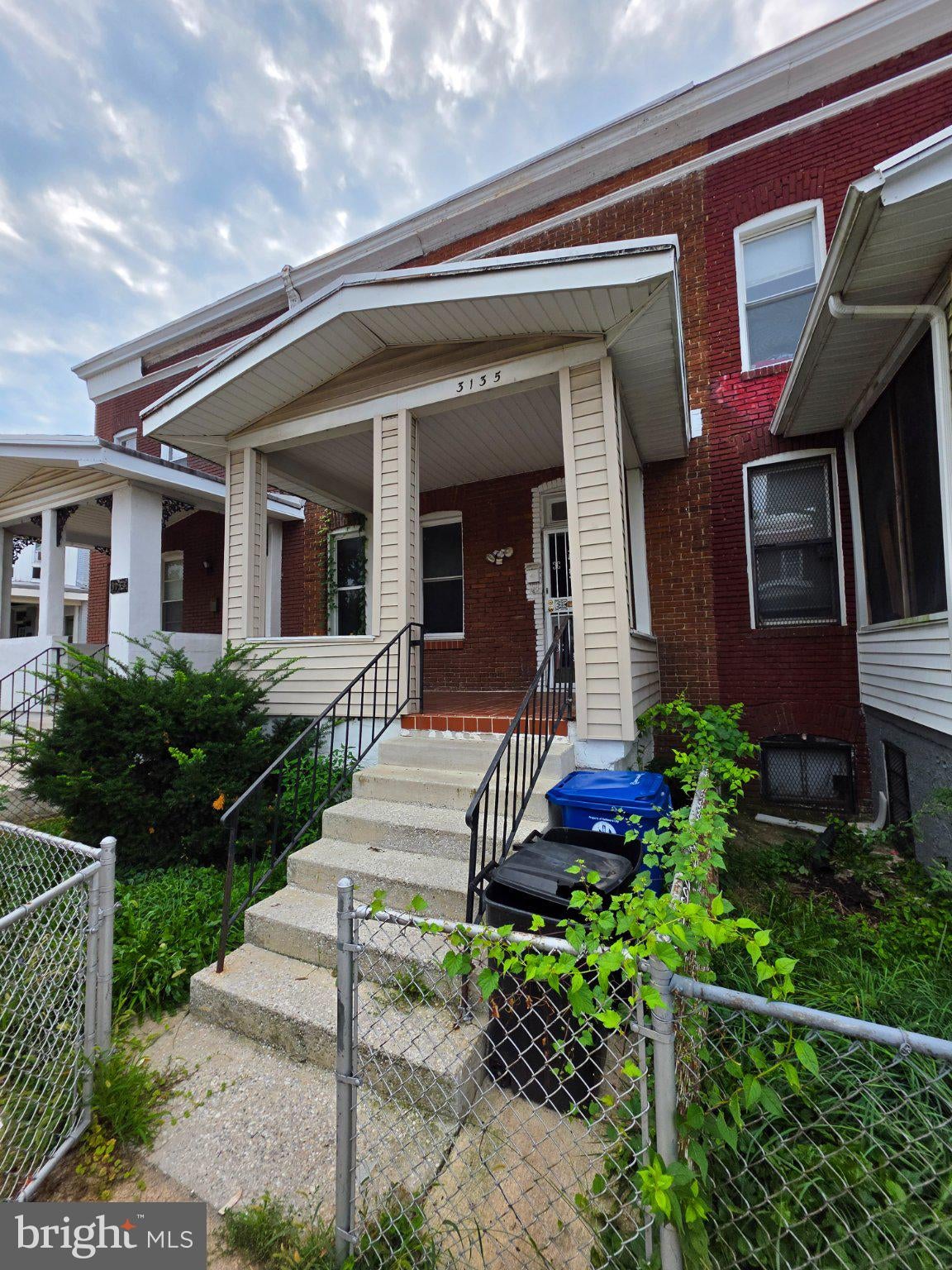 3135 OAKFORD AVENUE