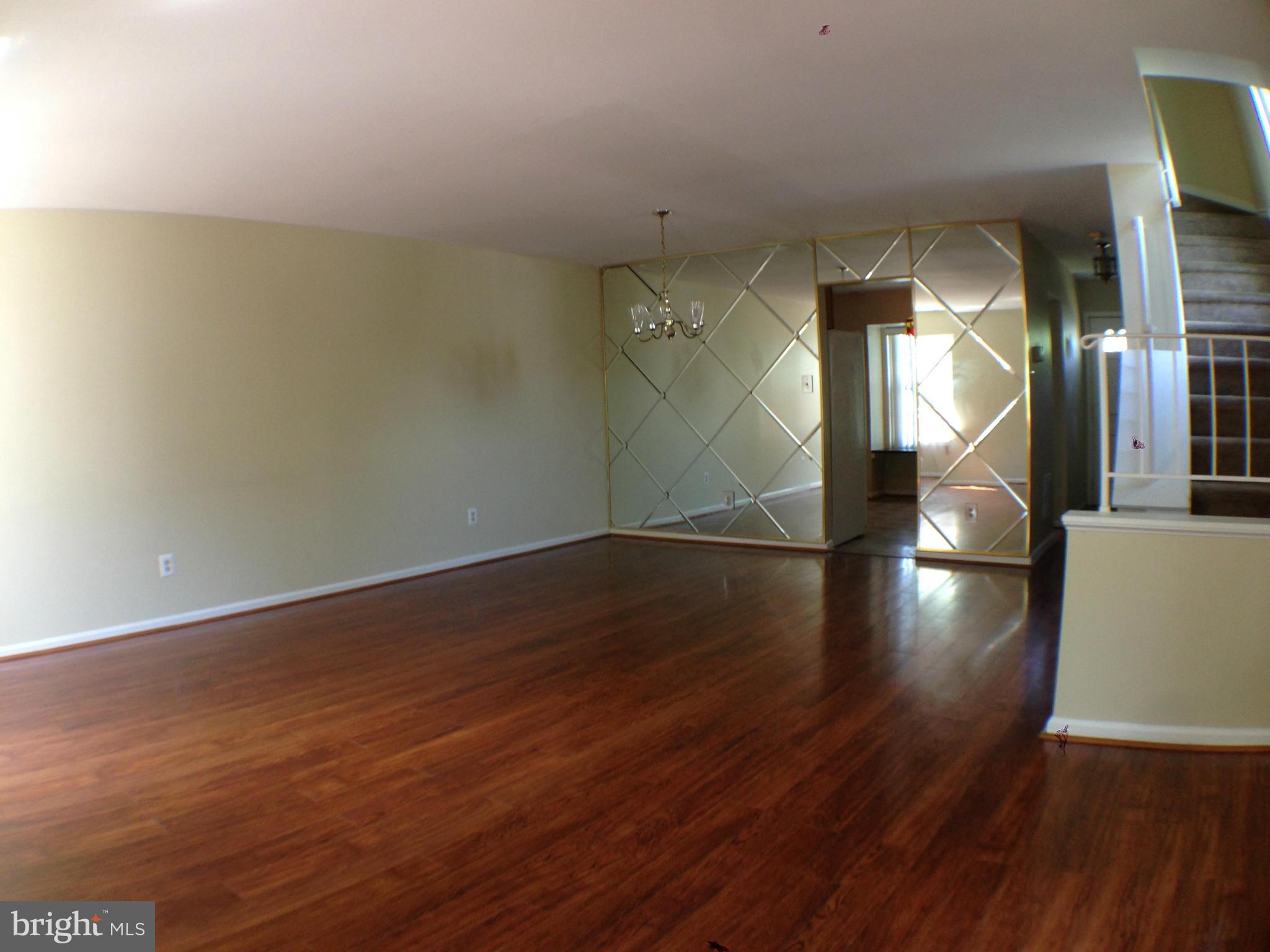 WOODLAWN MEWS - Residential Lease