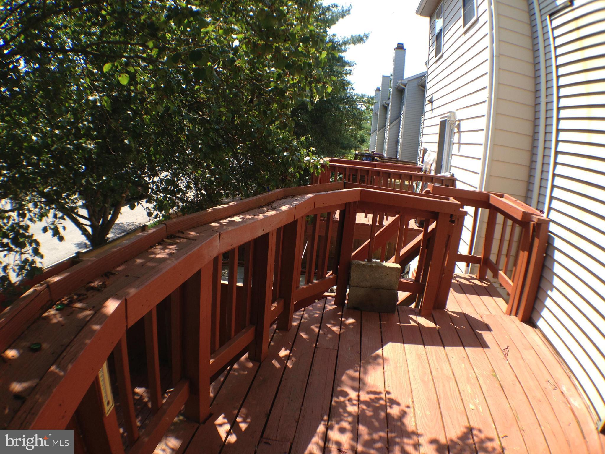 WOODLAWN MEWS - Residential Lease