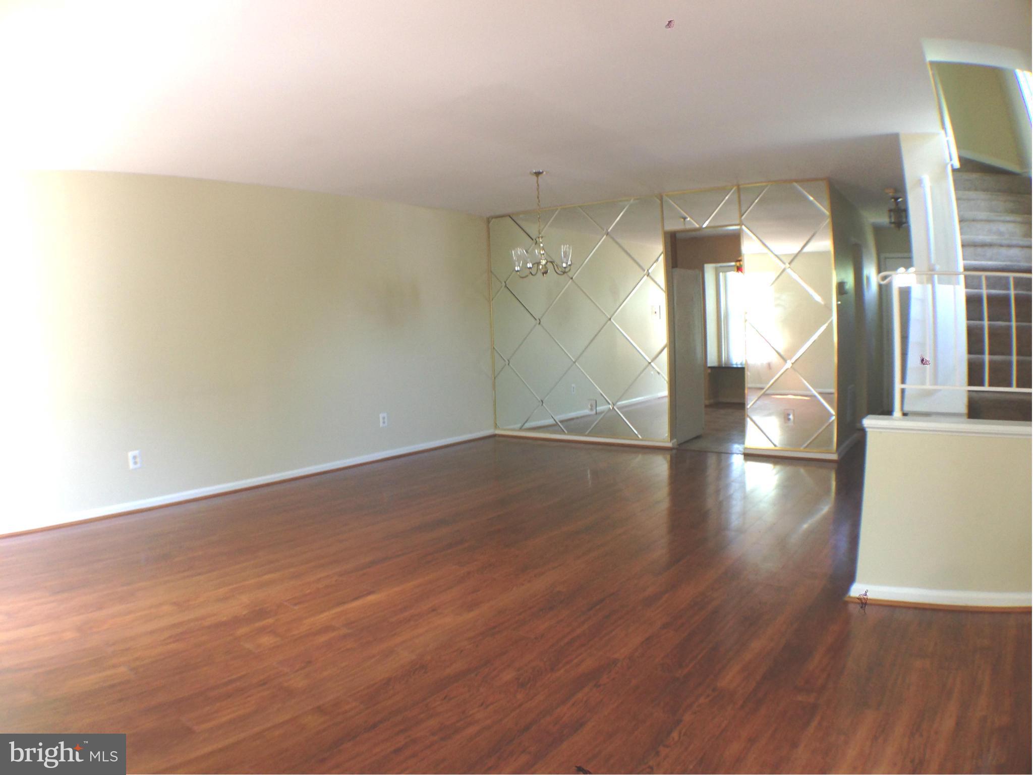 WOODLAWN MEWS - Residential Lease