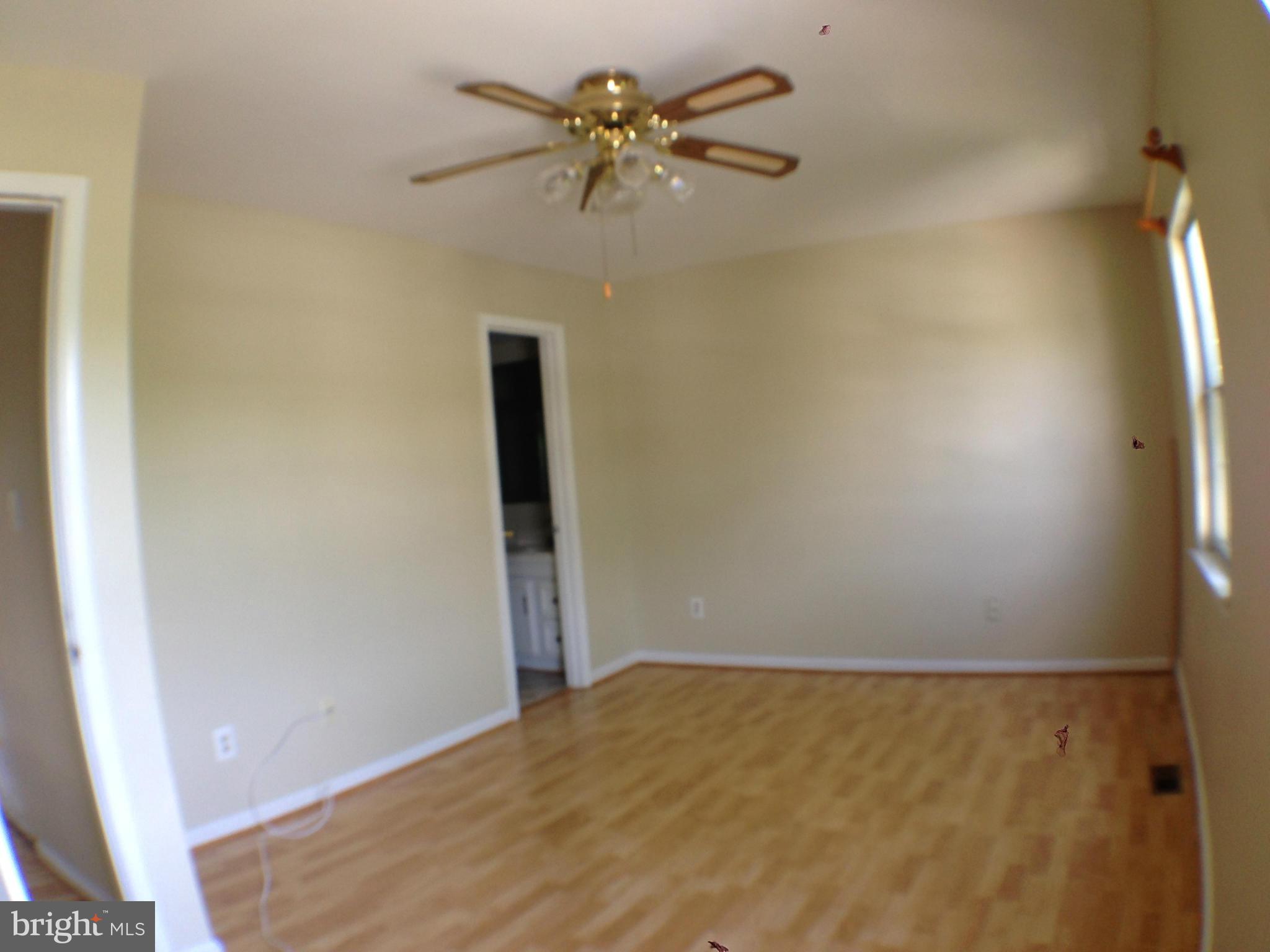 WOODLAWN MEWS - Residential Lease