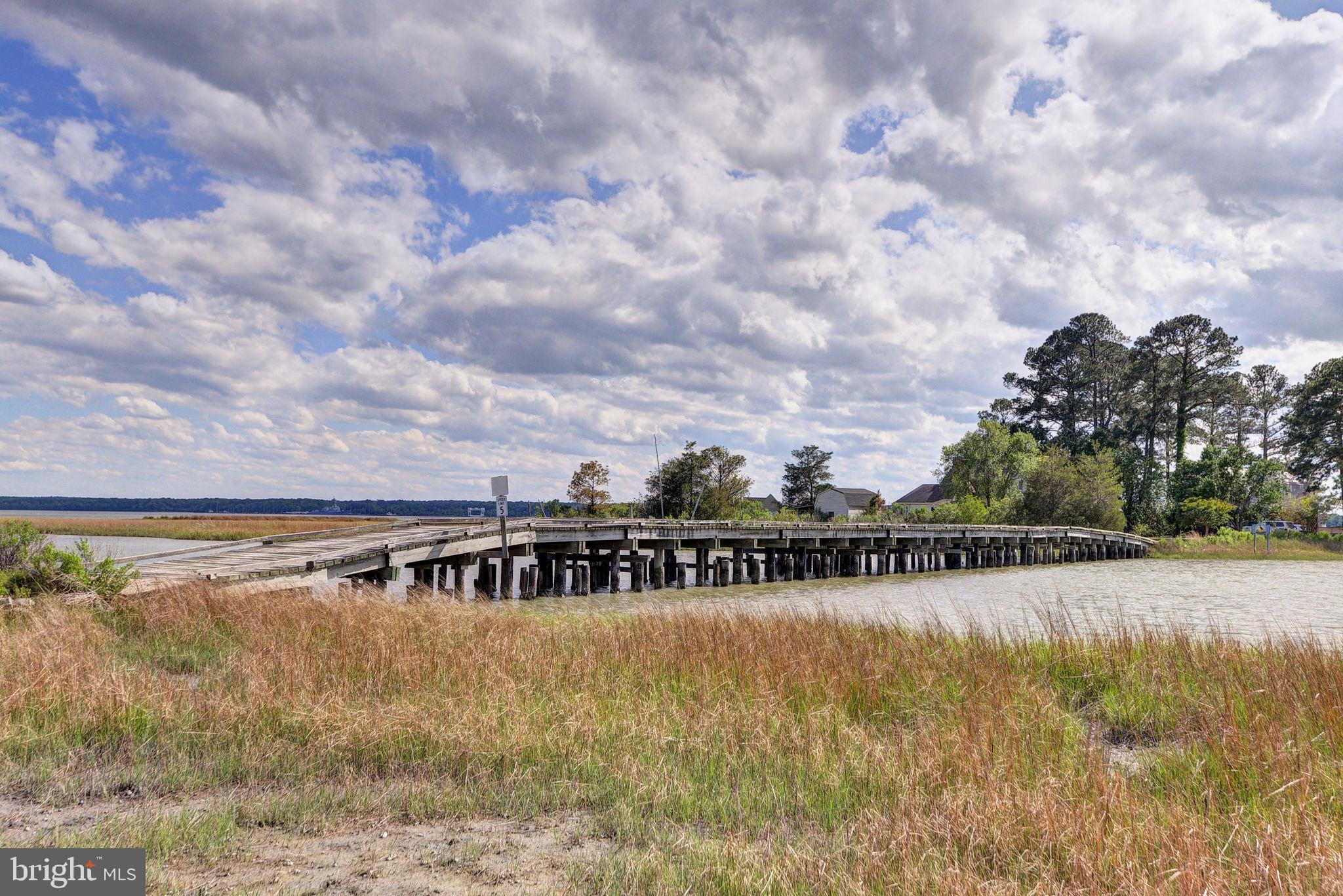 6454 CARMINES ISLAND LANE