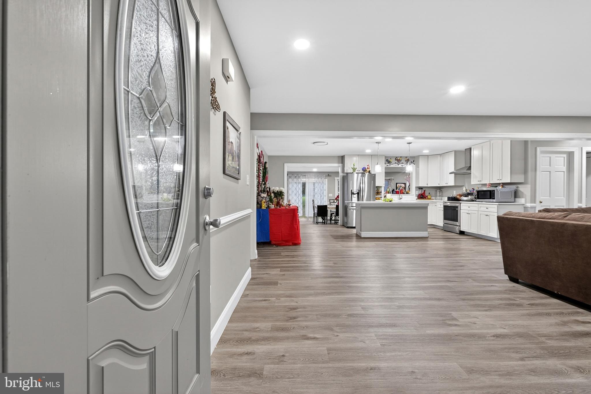 1231 WALNUT SHADE ROAD