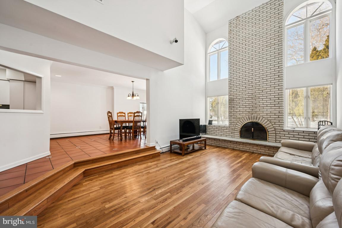 CENTURA - Residential