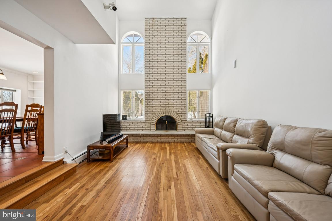 CENTURA - Residential