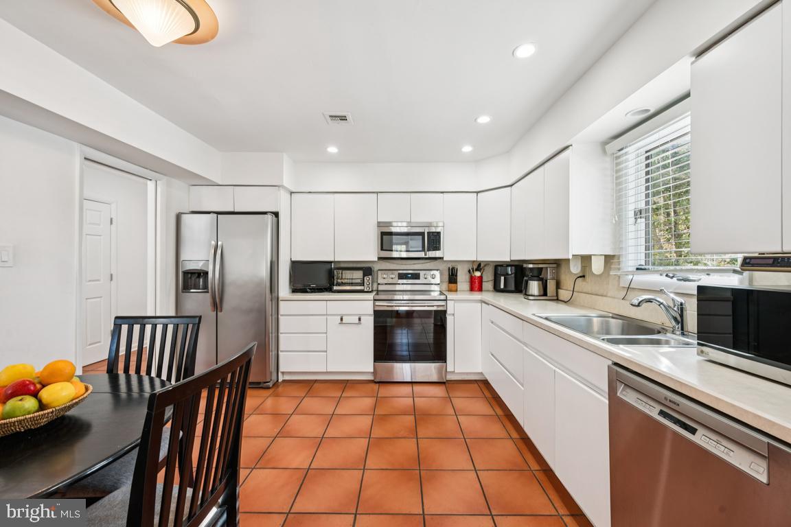 CENTURA - Residential