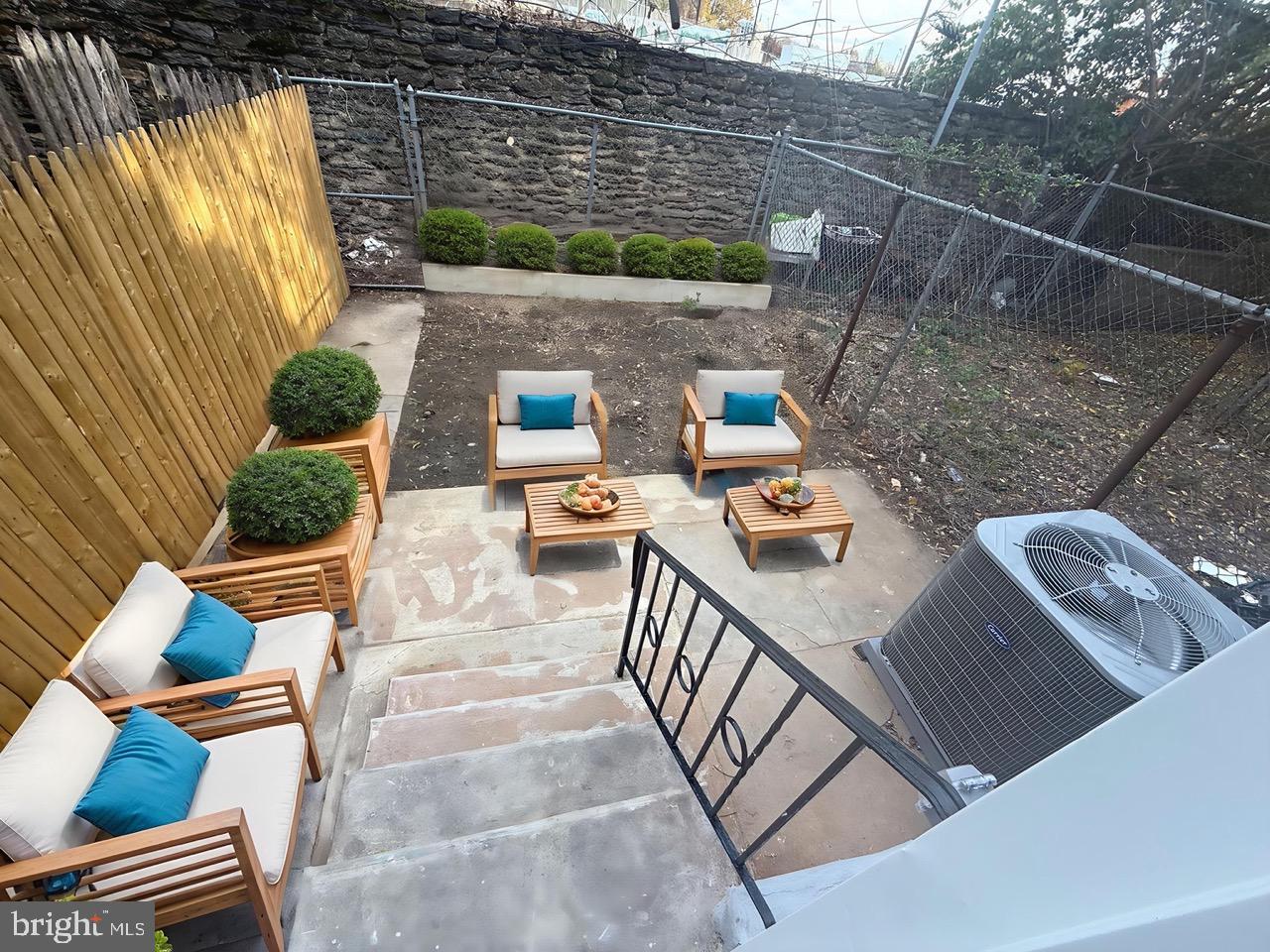 GERMANTOWN - Residential