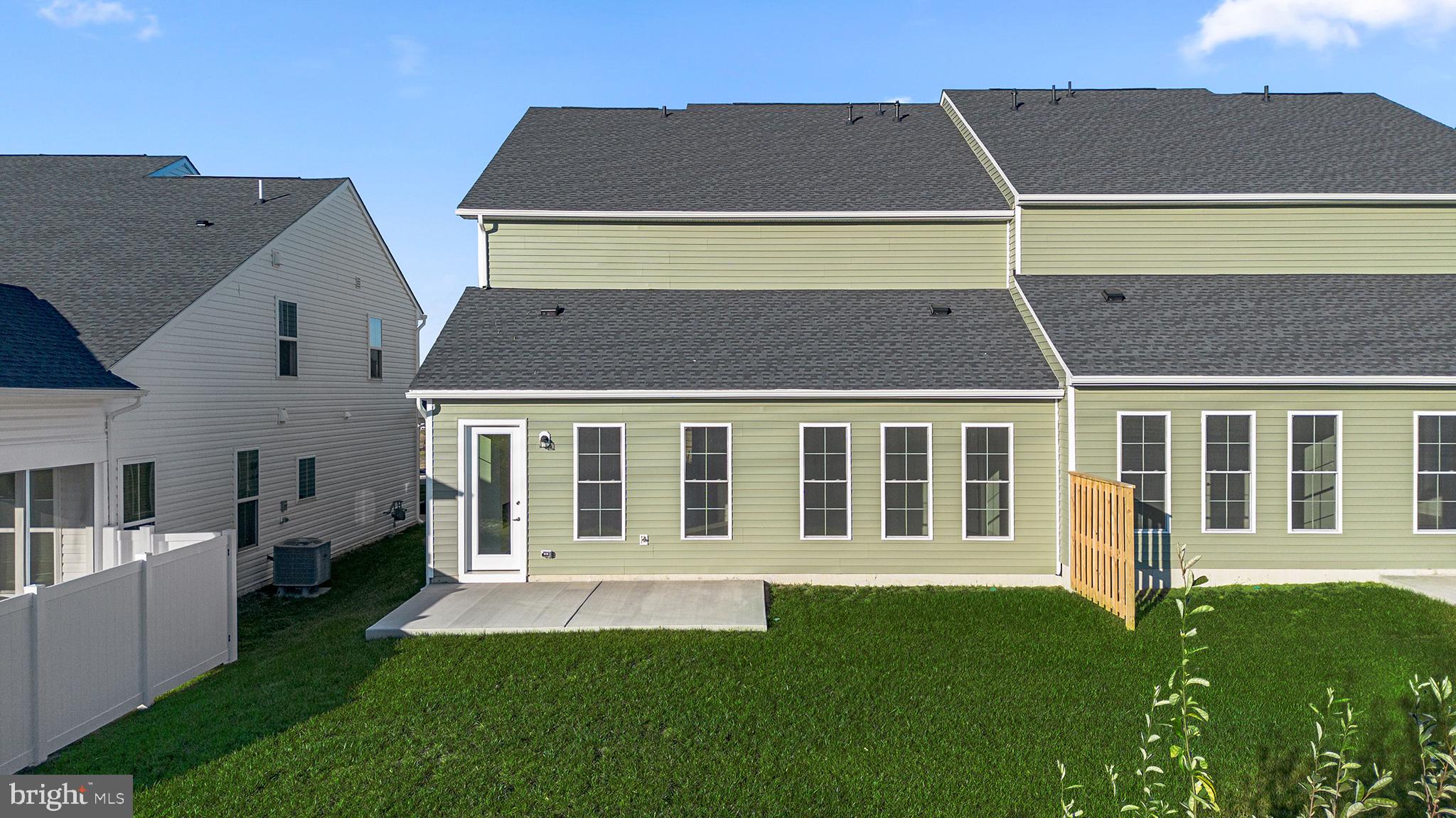 HIATT POINTE AT SNOWDEN BRIDGE - Residential