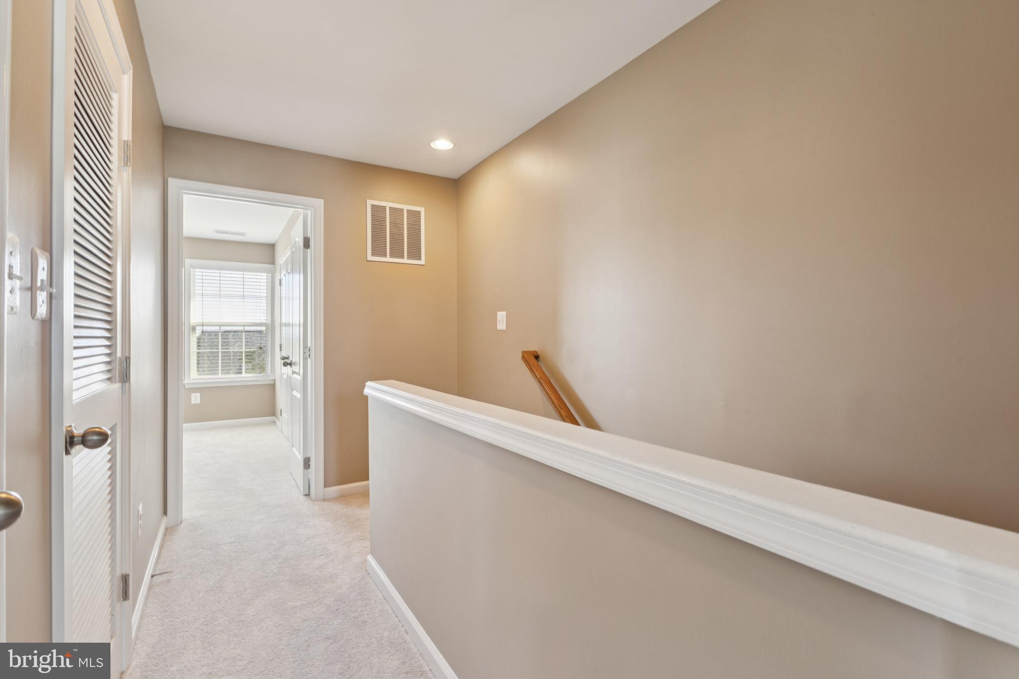 RIVER OAKS - Residential