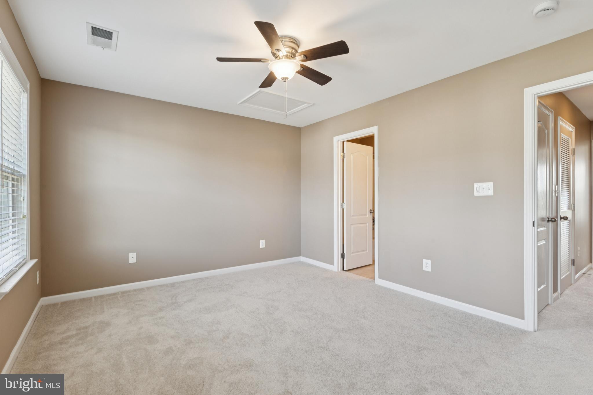 RIVER OAKS - Residential