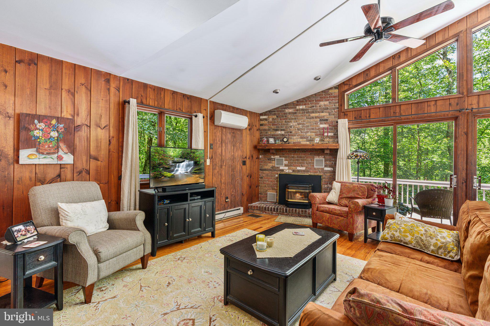 2256 WOODHAVEN DRIVE