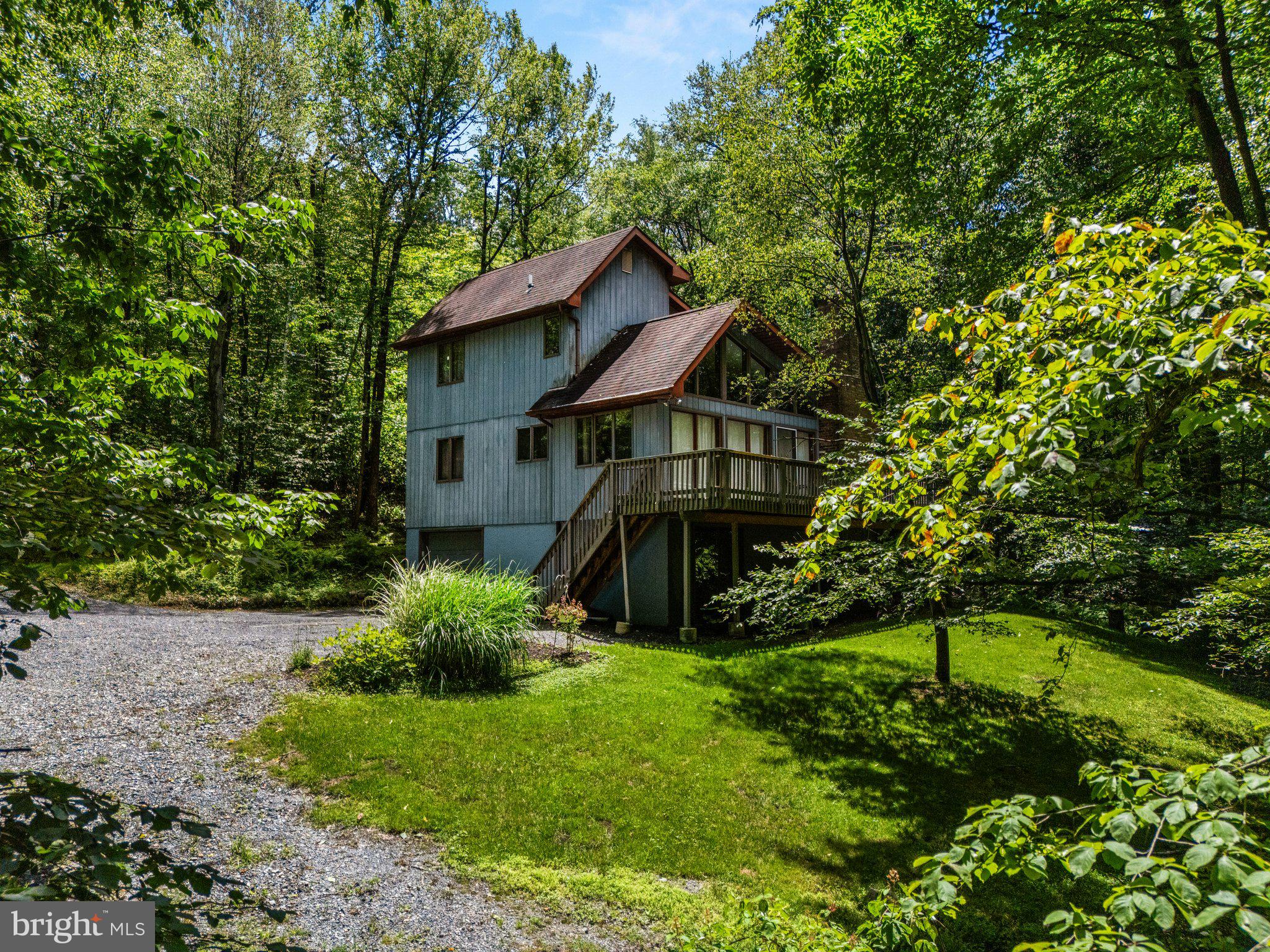 2256 WOODHAVEN DRIVE