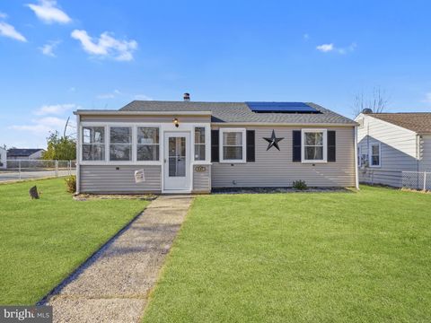 Homes For Sale - 401 Woodbury Terrace<br/> Gloucester County, WEST DEPTFORD, NJ 08086