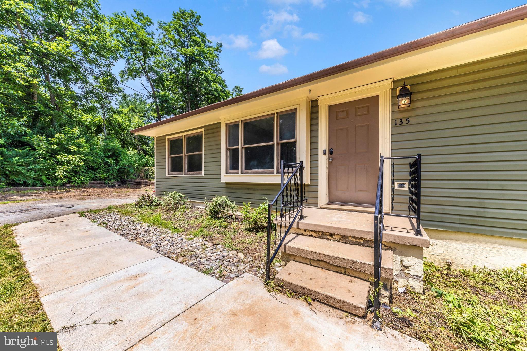 SECURITY HILLS - Residential