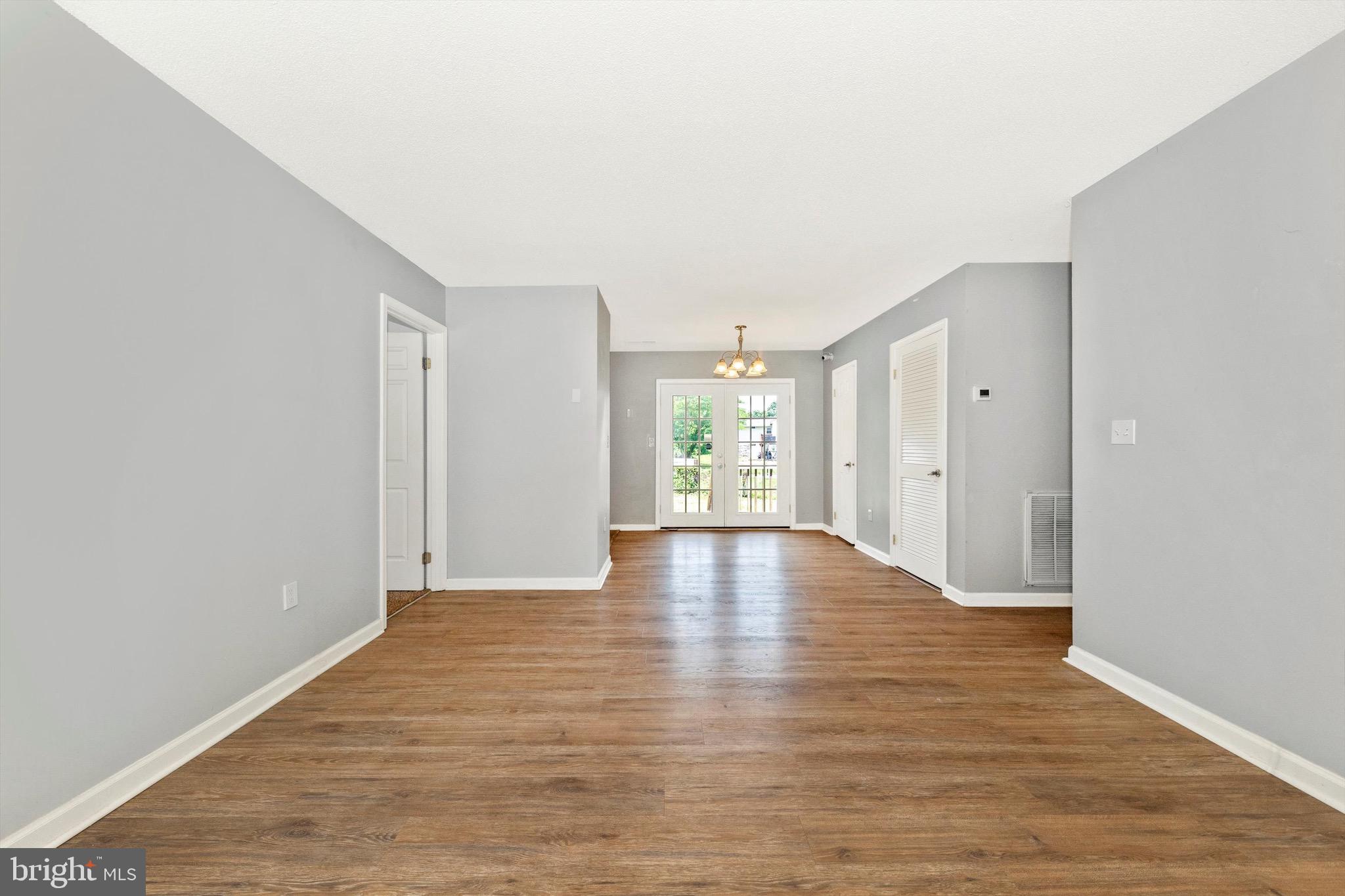 SECURITY HILLS - Residential